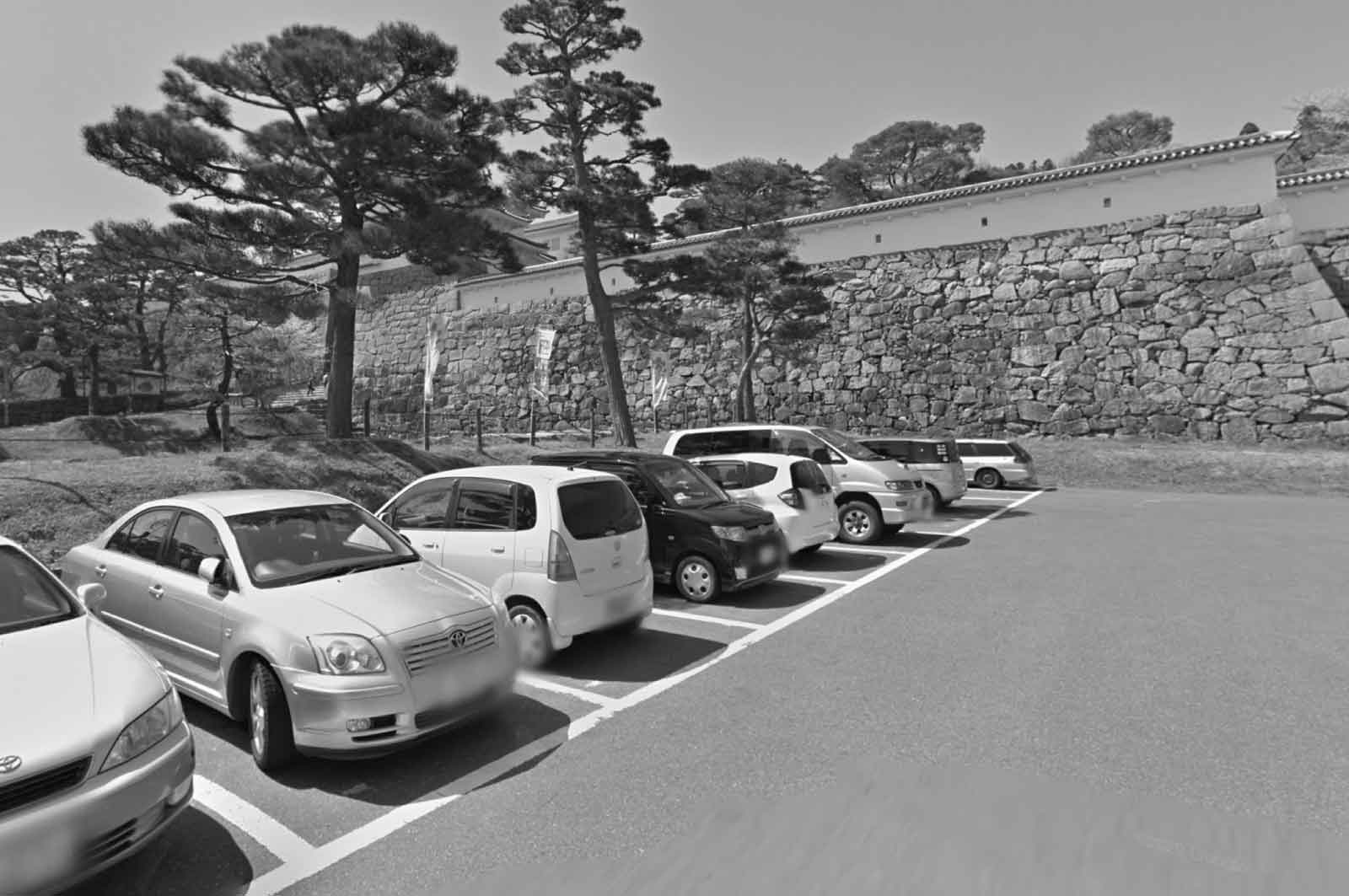 霞ヶ城公園 第一駐車場
